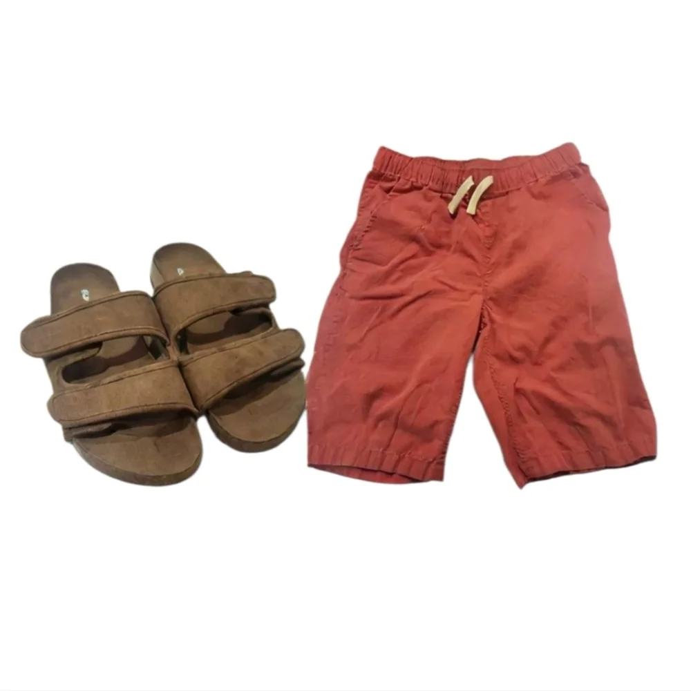 The Children's Place Red Kids Shorts & Old Navy Mens Size 8 Brown Sandals
